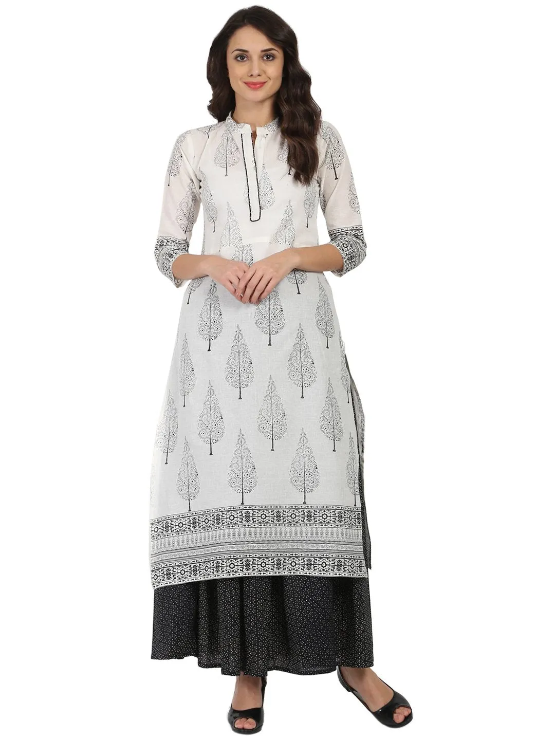 Off White Printed 3/4Th Sleeve Cotton Kurta With Black Printed Skirt